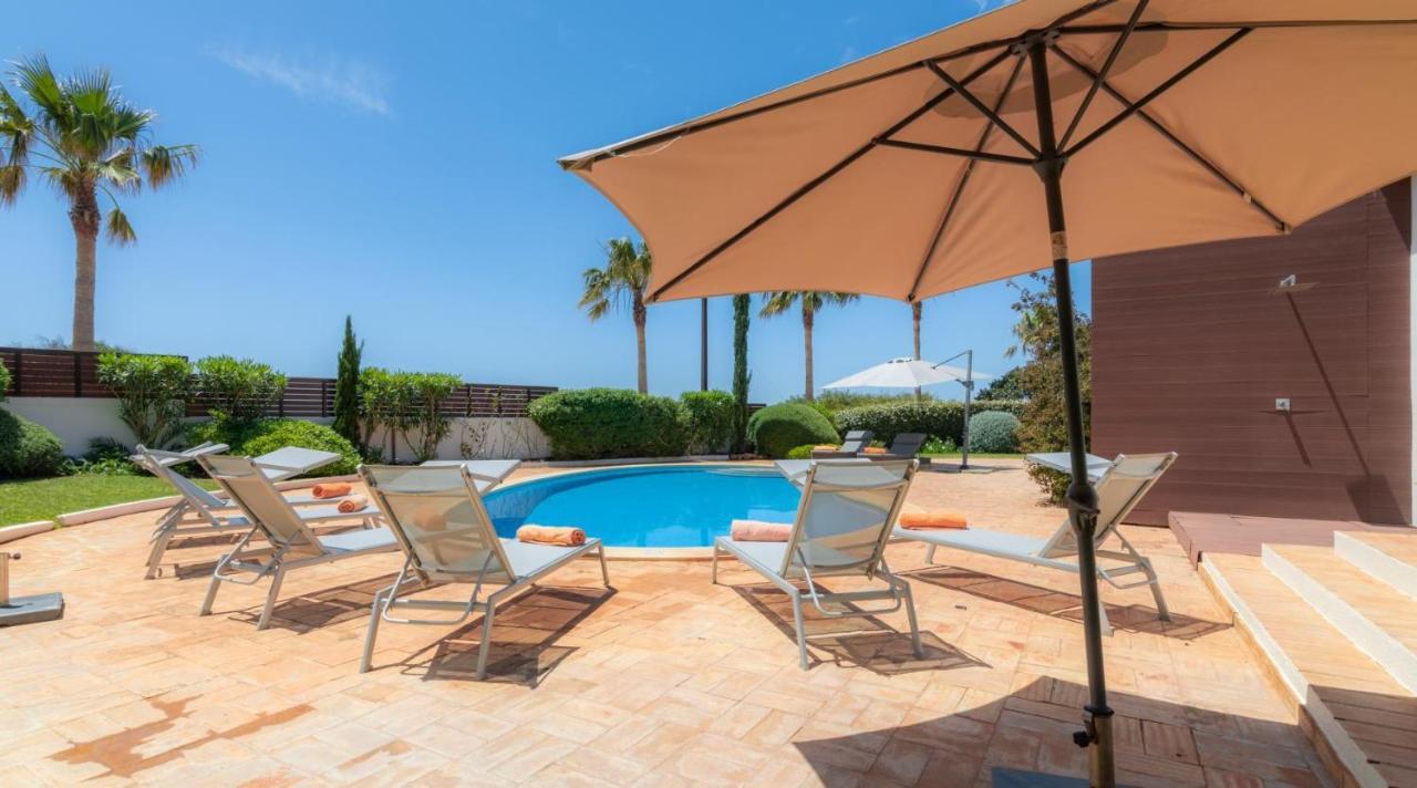 Villa Prado - Beautiful Beachfront Villa Albufeira Eksteriør bilde